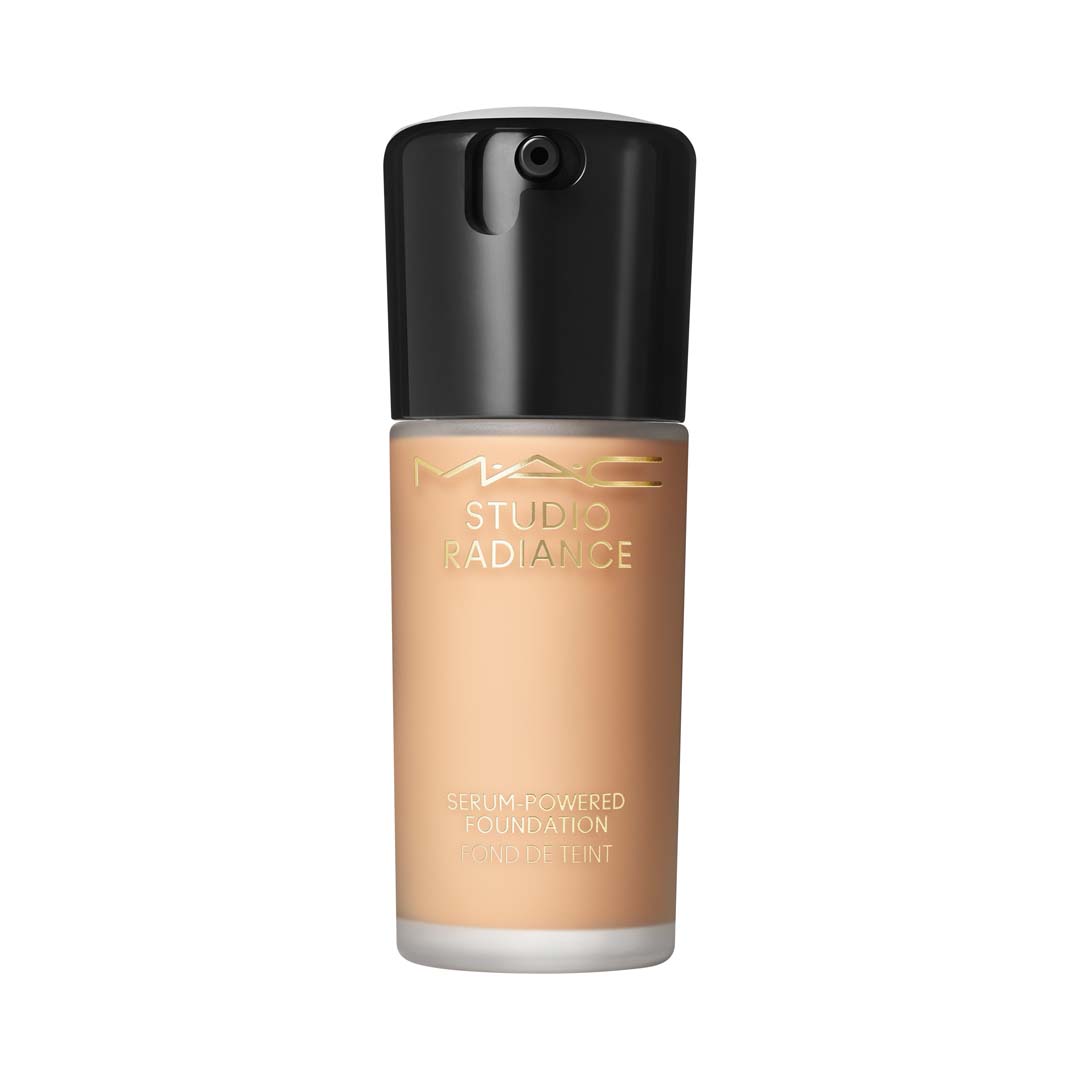 MAC Base Líquida Studio Radiance Serum-Powered �