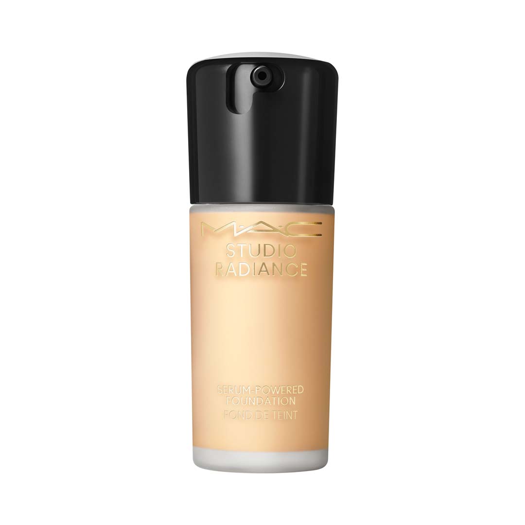 MAC Base Líquida Studio Radiance Serum-Powered �